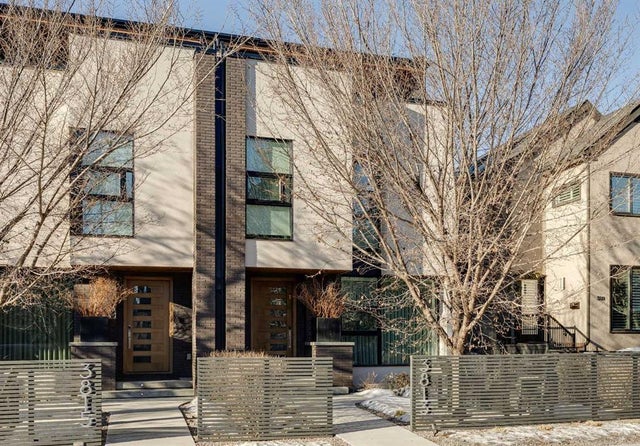 Calgary Home for Sale: Residential Listing in Parkhill