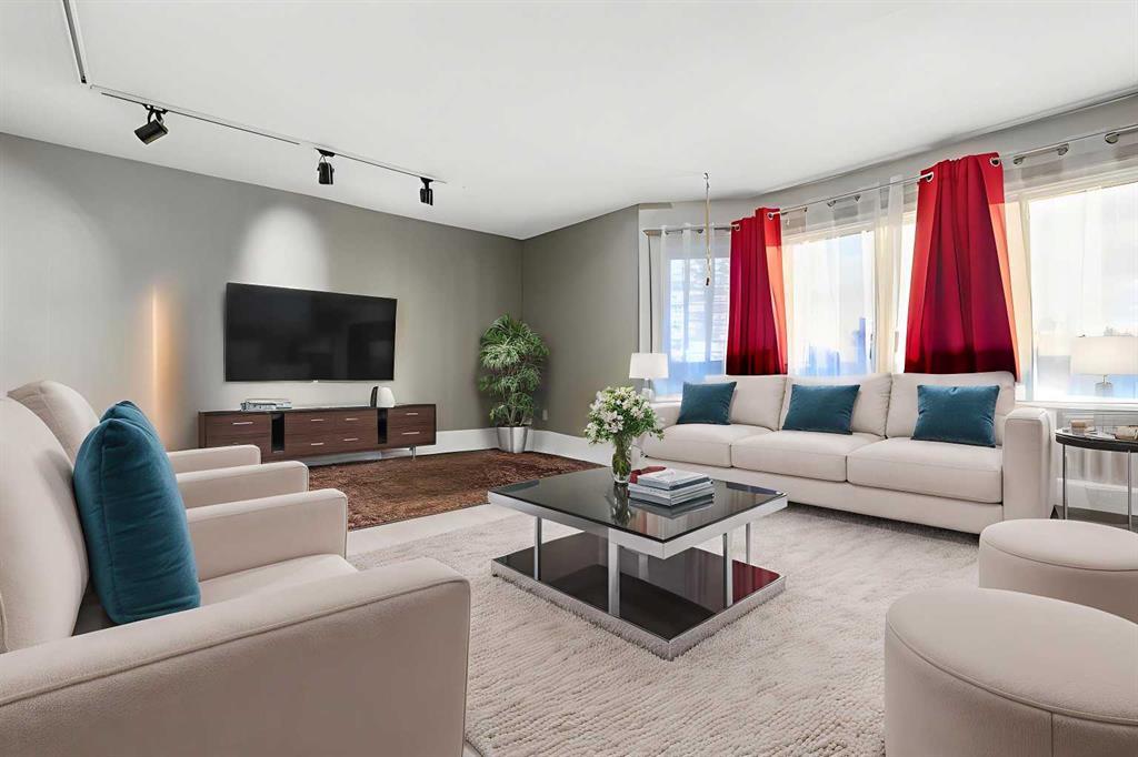 1016 Hunterdale Place Northwest, Calgary – Residential Detached Listing Photo 10