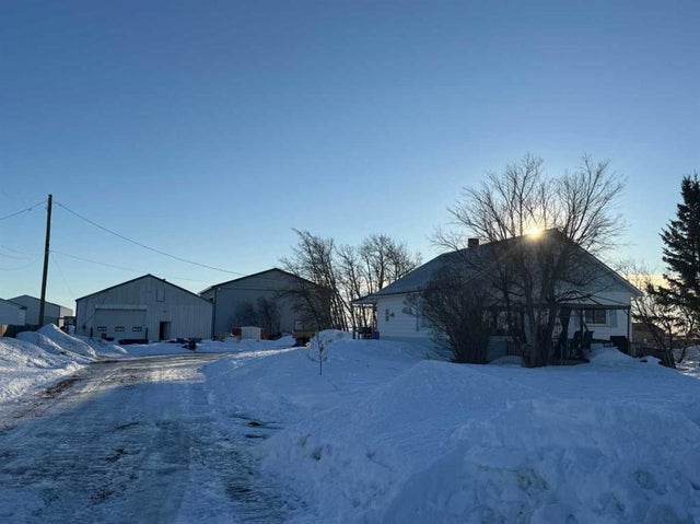 5031 48 Avenue, Girouxville