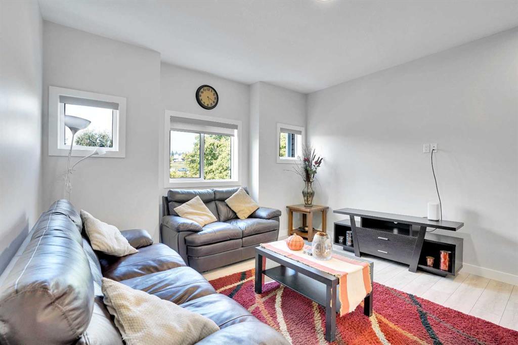 96 Tuscany Summit Square Northwest, Calgary – Residential Row/Townhouse Listing Photo 7