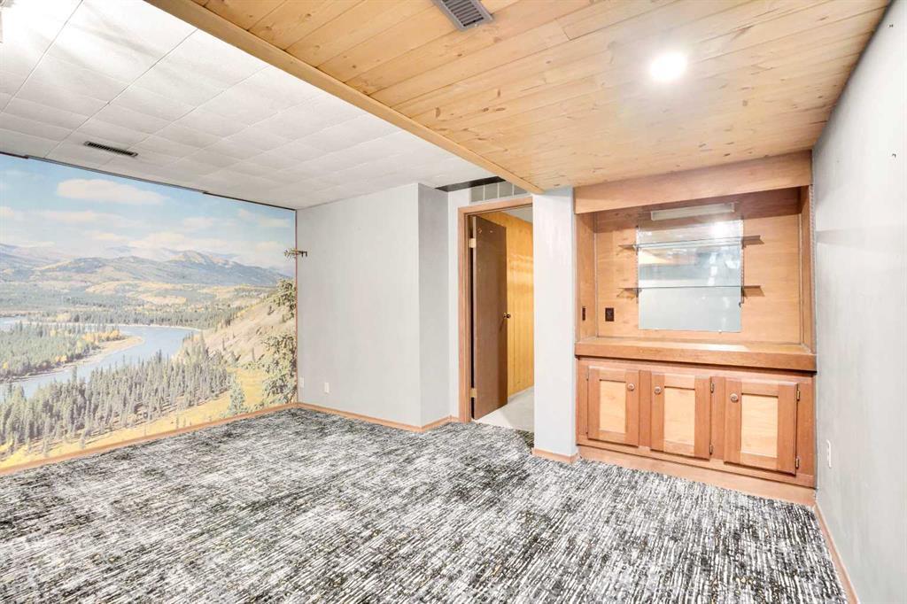 7915 Ranchview Drive Nw Calgary Alberta t3g1s7 Ranchlands Home For Sale