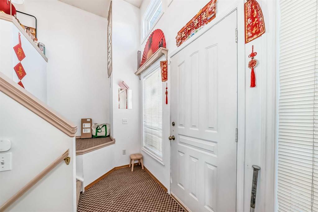 142 Hunterhorn Drive Northeast, Calgary – Residential Detached Listing Photo 3