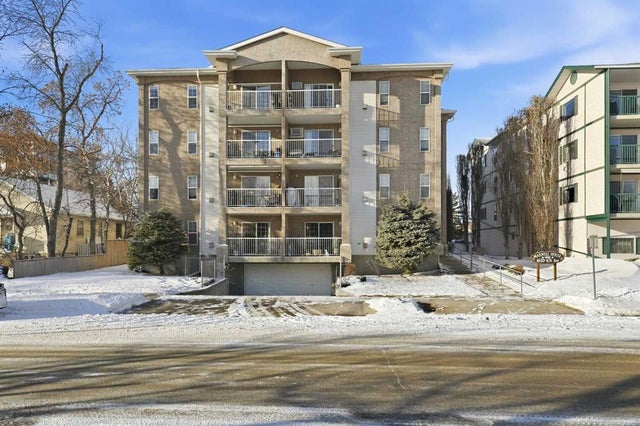 104, 4610 47a Avenue, Red Deer