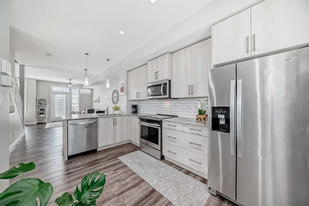 63 Legacy Path Southeast, Calgary – Residential Row/Townhouse Listing Photo 9