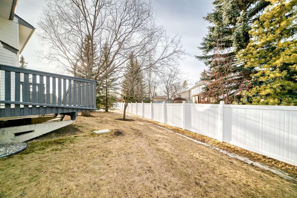 402 Citadel Heights Northwest, Calgary – Residential Row/Townhouse Listing Photo 37