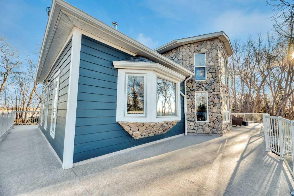 261017 Range Road 244, Rural Wheatland County – Residential Detached Listing Photo 4