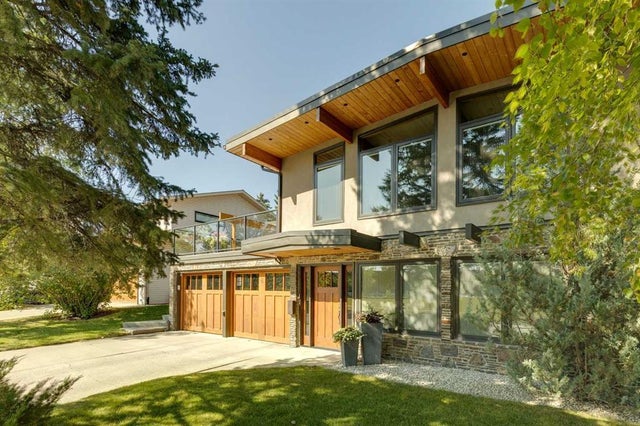 Residential Home for Sale in Calgary, Alberta