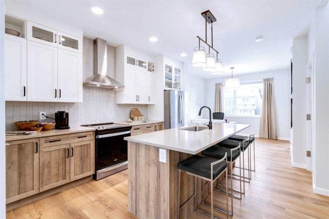 154 Bartlett Crescent Se, Calgary