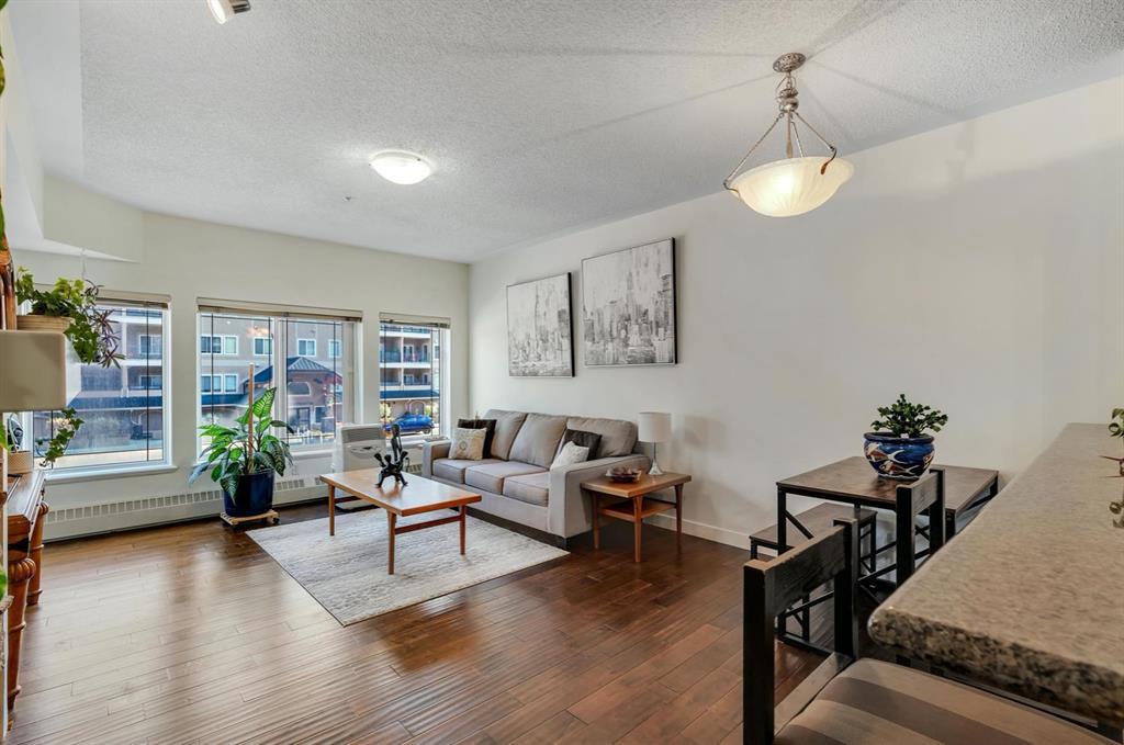 202, 10 Discovery Ridge Close Southwest, Calgary – Residential Apartment Listing Photo 2