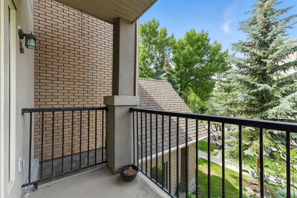 209, 1422 Centre A Street Northeast, Calgary – Residential Apartment Listing Photo 9
