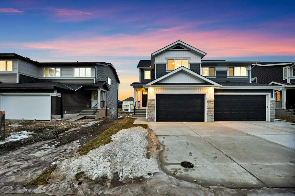 561 Chelsea Gardens, Chestermere
