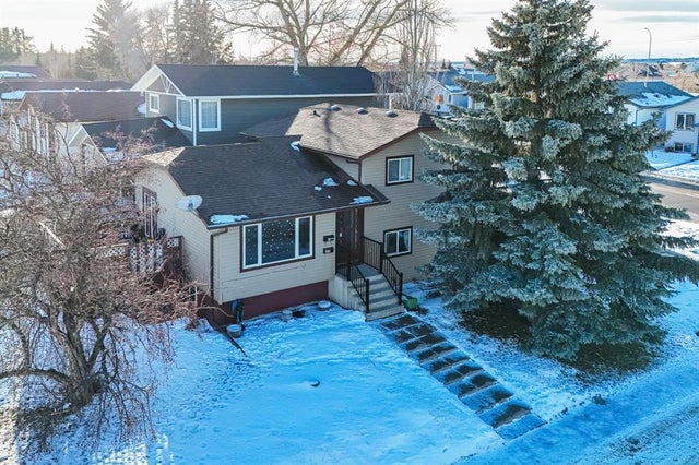 92 Goodall Avenue, Red Deer