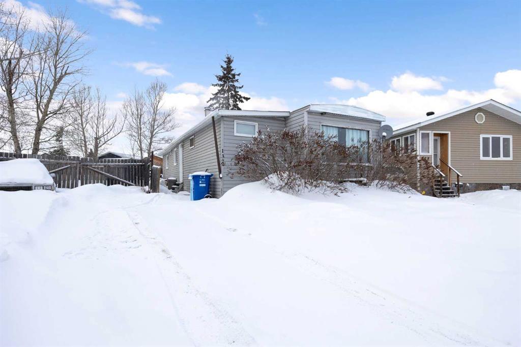 132 Greenfield Place, Fort McMurray