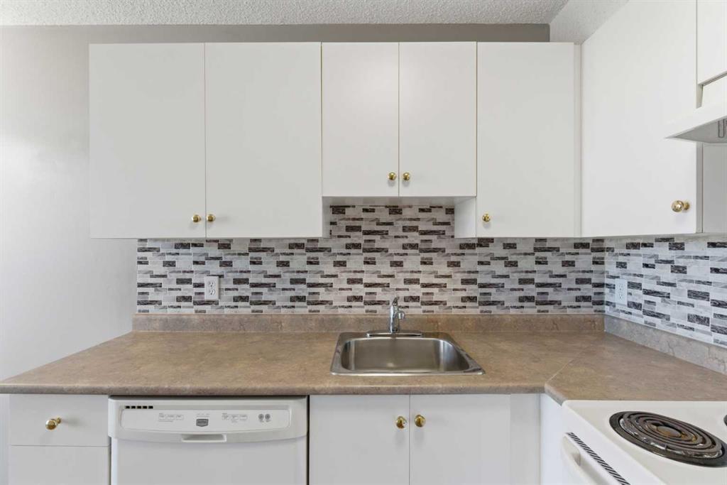 4112, 1620 70 Street Se Calgary Alberta T2A 7Z3 Applewood Park Home For Sale