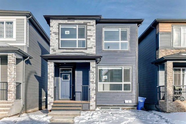 32 Creekview Common Sw, Calgary