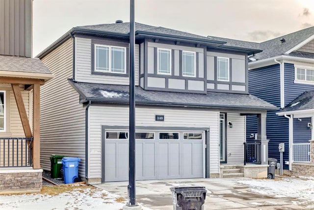 140 Carringham Road Nw, Calgary