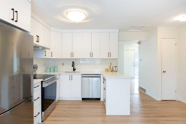 2, 1722 34 Avenue Sw, Calgary