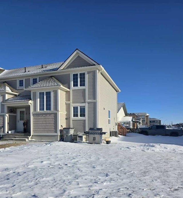 1, 2602 11 Avenue, Wainwright