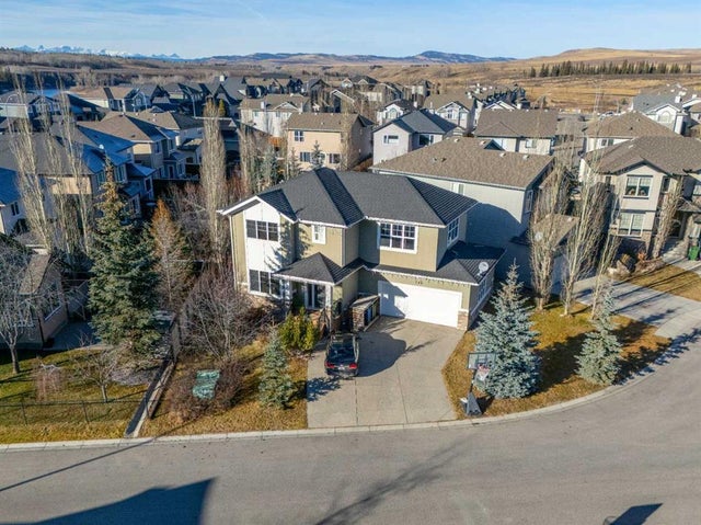 142 West Pointe Circle, Cochrane