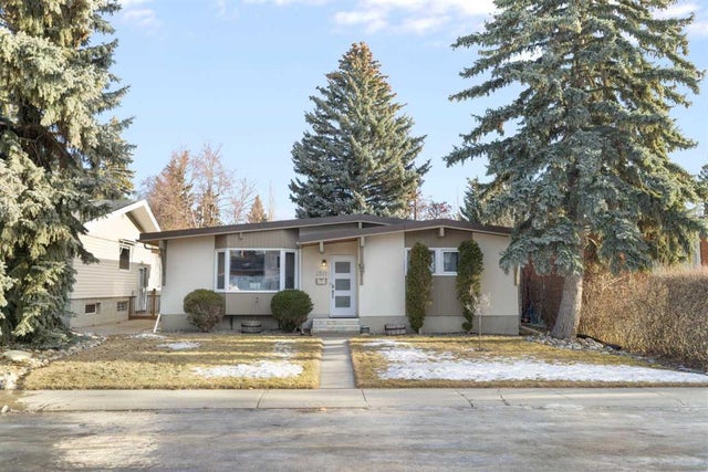 3511 Lakeside Crescent Sw, Calgary