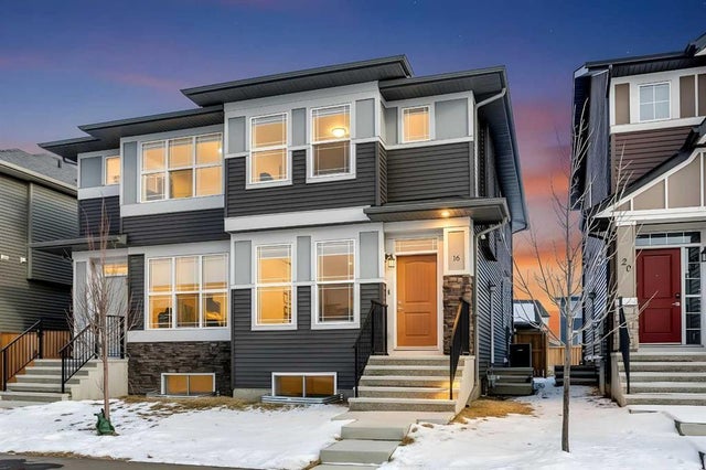16 Creekstone Drive Sw, Calgary