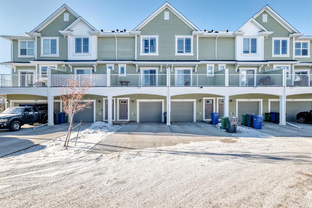 646 Copperstone Manor Se, Calgary