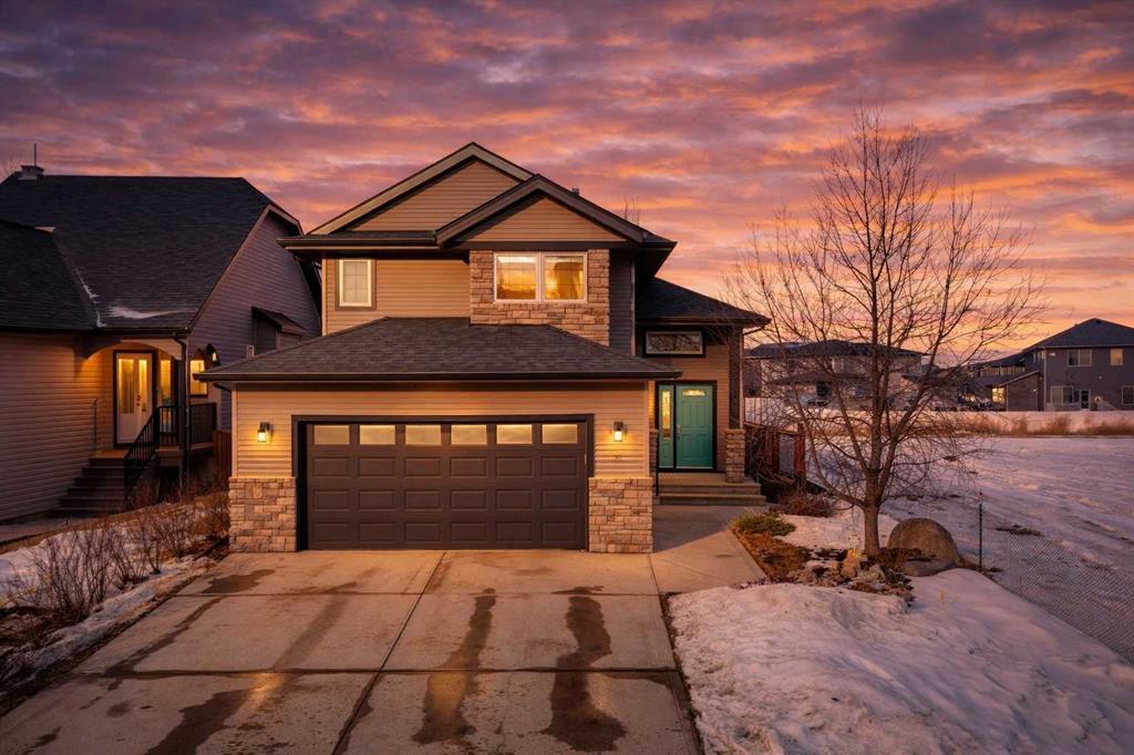 24 Lincoln Street S, Sylvan Lake