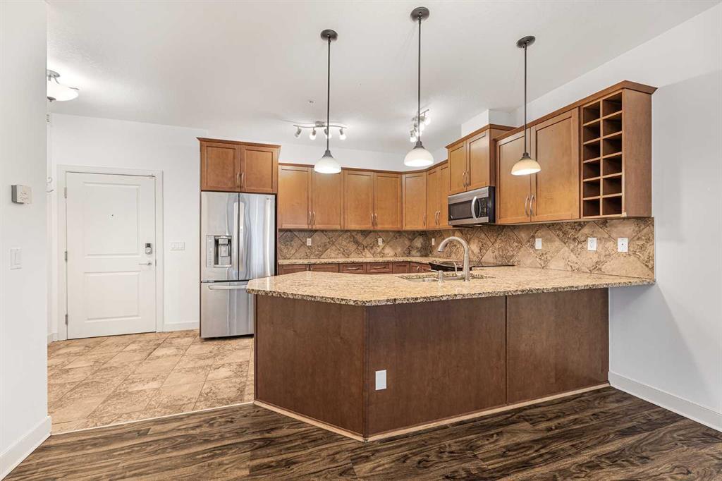 223, 35 Aspenmont Heights Southwest, Calgary – Residential Apartment Listing Photo 7