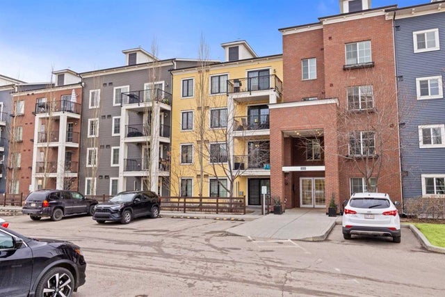 Calgary Real Estate: Residential Property for Sale in Copperfield