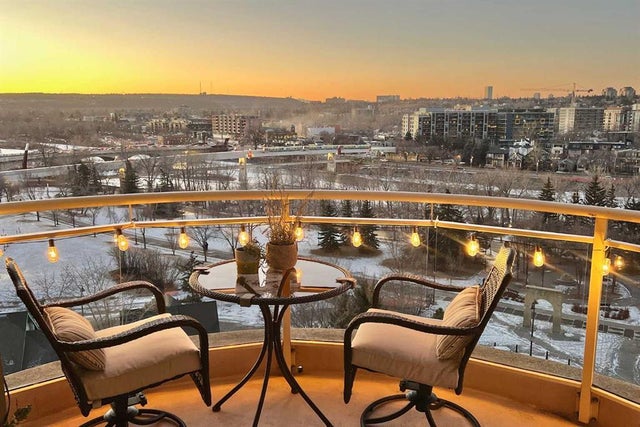 Calgary Real Estate: Residential Property for Sale in Eau Claire