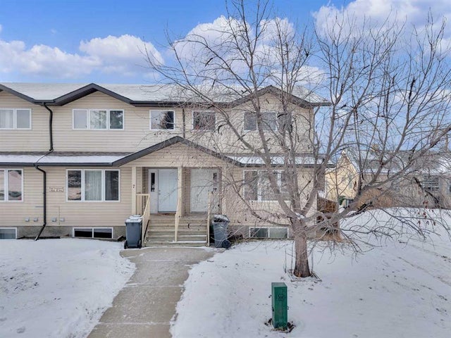 8, 5311 57 Avenue, Ponoka