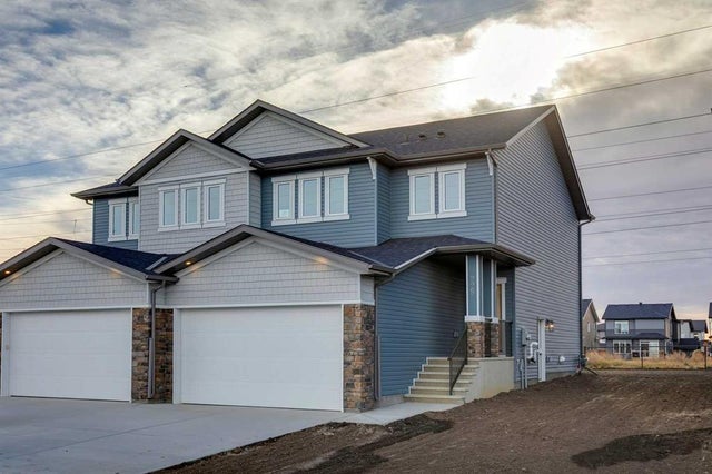 225 Dawson Wharf Road, Chestermere