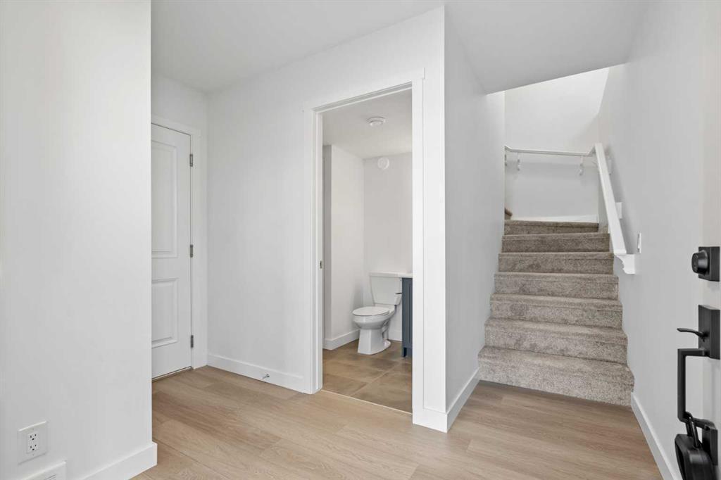 229, 65 Belvedere Point Southeast, Calgary – Residential Row/Townhouse Listing Photo 25