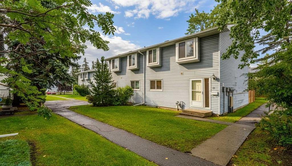 16, 4810 40 Avenue SW, Calgary