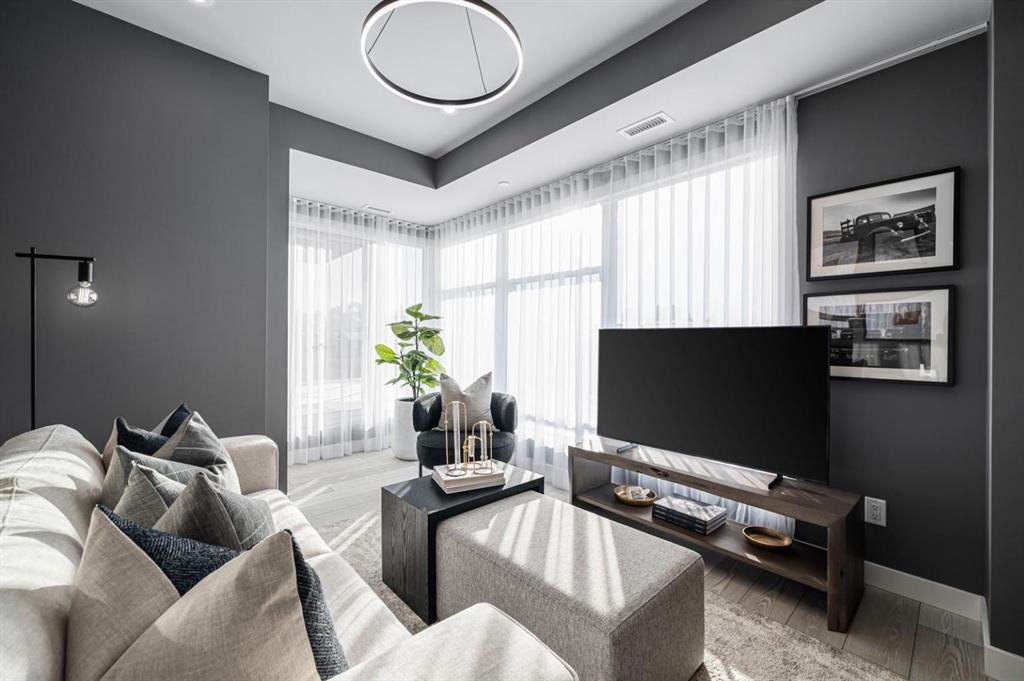 302, 110 18A Street NW, Calgary