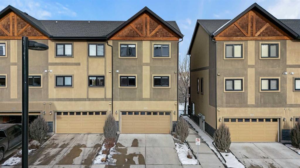 403 Valley Ridge Manor NW, Calgary