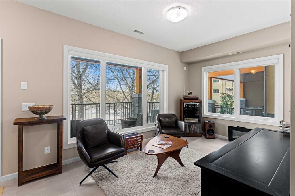 403 Valley Ridge Manor Northwest, Calgary – Residential Row/Townhouse Listing Photo 7