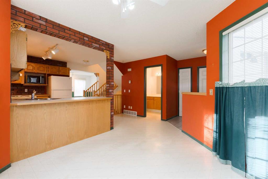 507 Citadel Terrace Northwest, Calgary – Residential Row/Townhouse Listing Photo 4