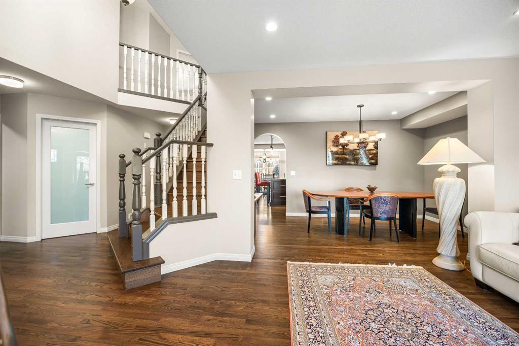 34 Edgeridge Mews Northwest, Calgary – Residential Detached Listing Photo 5