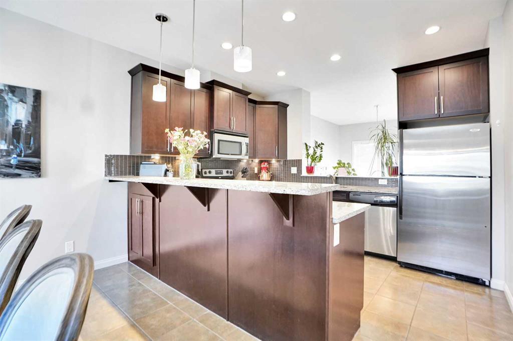 1511 Wentworth Villas Southwest, Calgary – Residential Row/Townhouse Listing Photo 17