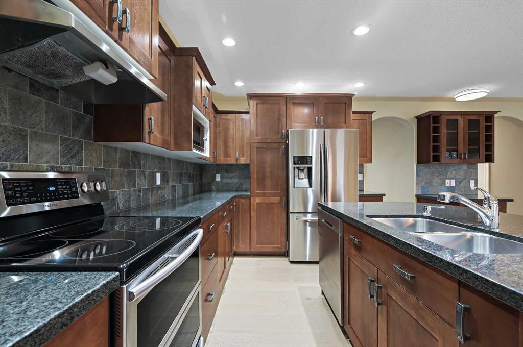 5619 Coach Hill Road Southwest, Calgary – Residential Detached Listing Photo 20