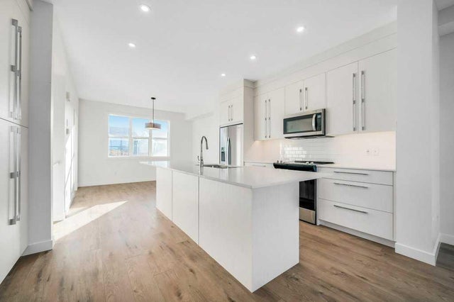 293 Dawson Way, Chestermere