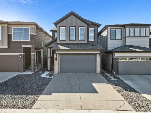 Photo for MLS®# A2283700 - home for sale at 237 Walgrove Boulevard Southeast, Walden, Calgary Alberta