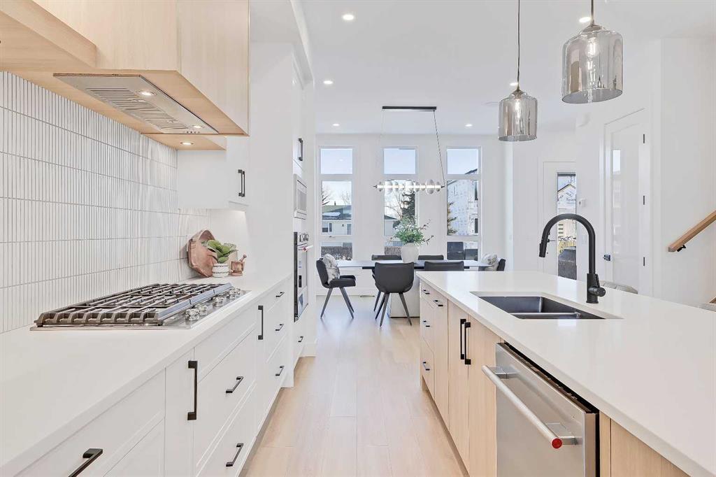 4605 80 Street Northwest, Calgary – Residential Semi Detached Listing Photo 11