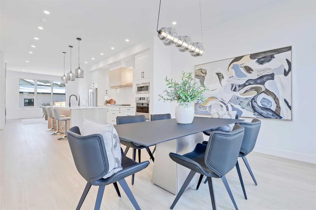 4605 80 Street Northwest, Calgary – Residential Semi Detached Listing Photo 2