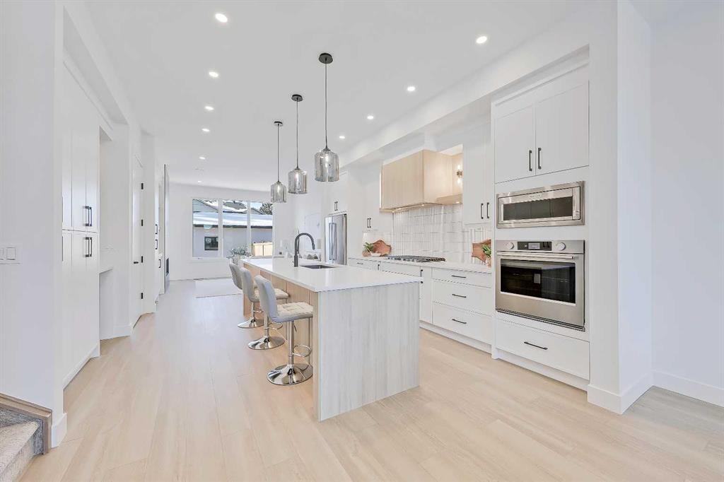 4605 80 Street Northwest, Calgary – Residential Semi Detached Listing Photo 6