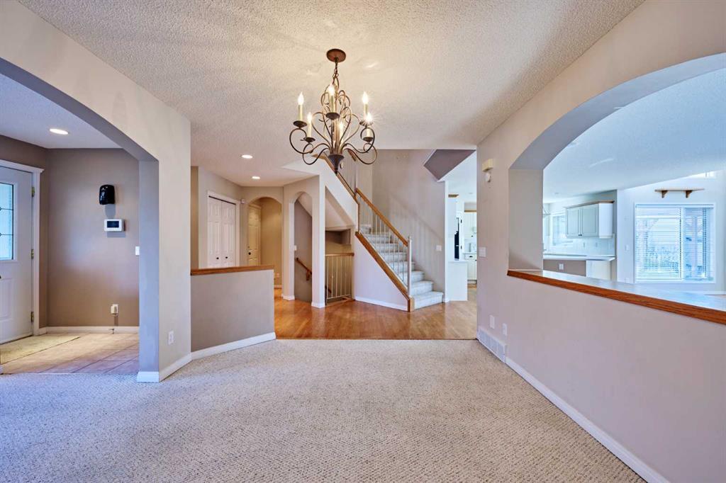 805 Panorama Hills Drive Northwest, Calgary – Residential Detached Listing Photo 9