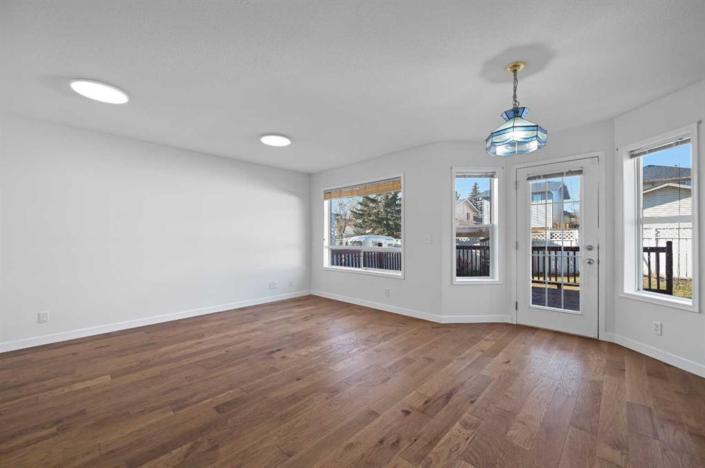 182 Coventry Close Northeast, Calgary – Residential Detached Listing Photo 11