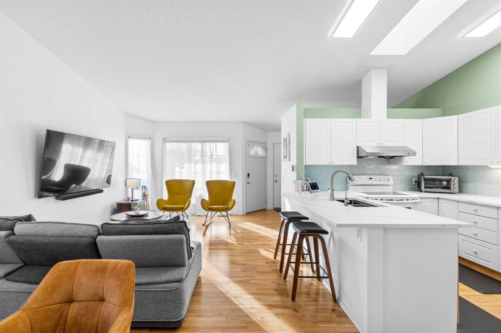 343 Harvest Lake Green Northeast, Calgary – Residential Semi Detached Listing Photo 10