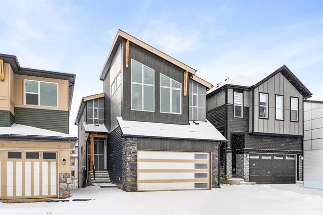 Calgary Real Estate Listing: 219 Silver Spruce Grove Southwest, Silverado